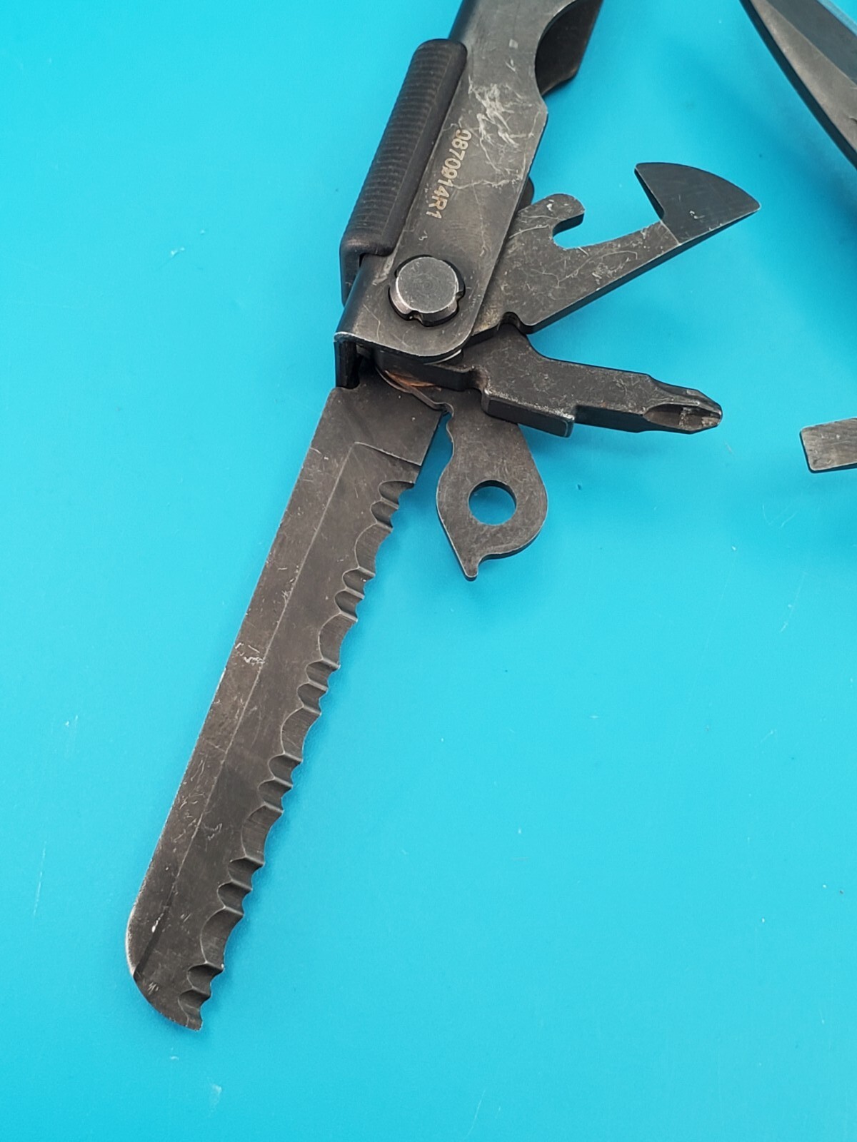 Gerber MP600 Black Oxide Multi-Tool Needle Nose Pliers!