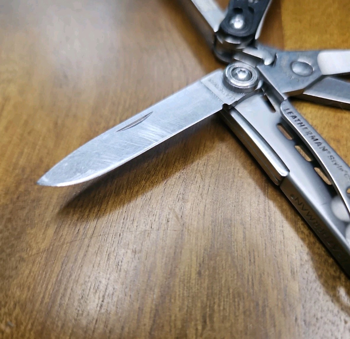 LEATHERMAN STYLE CS Black Multi-Tool Knife File Tweezer Carabiner