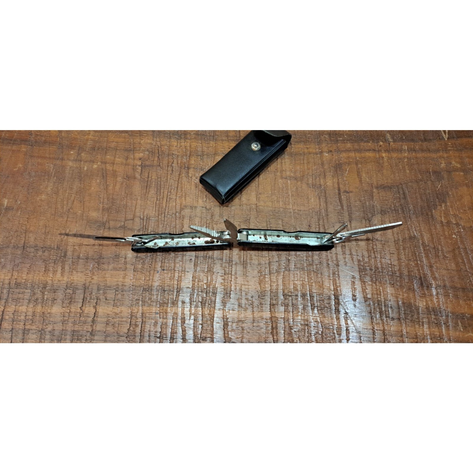 MULTI TOOL PLIER KNIFE WITH LEATHER BELT HOLDER CASE
