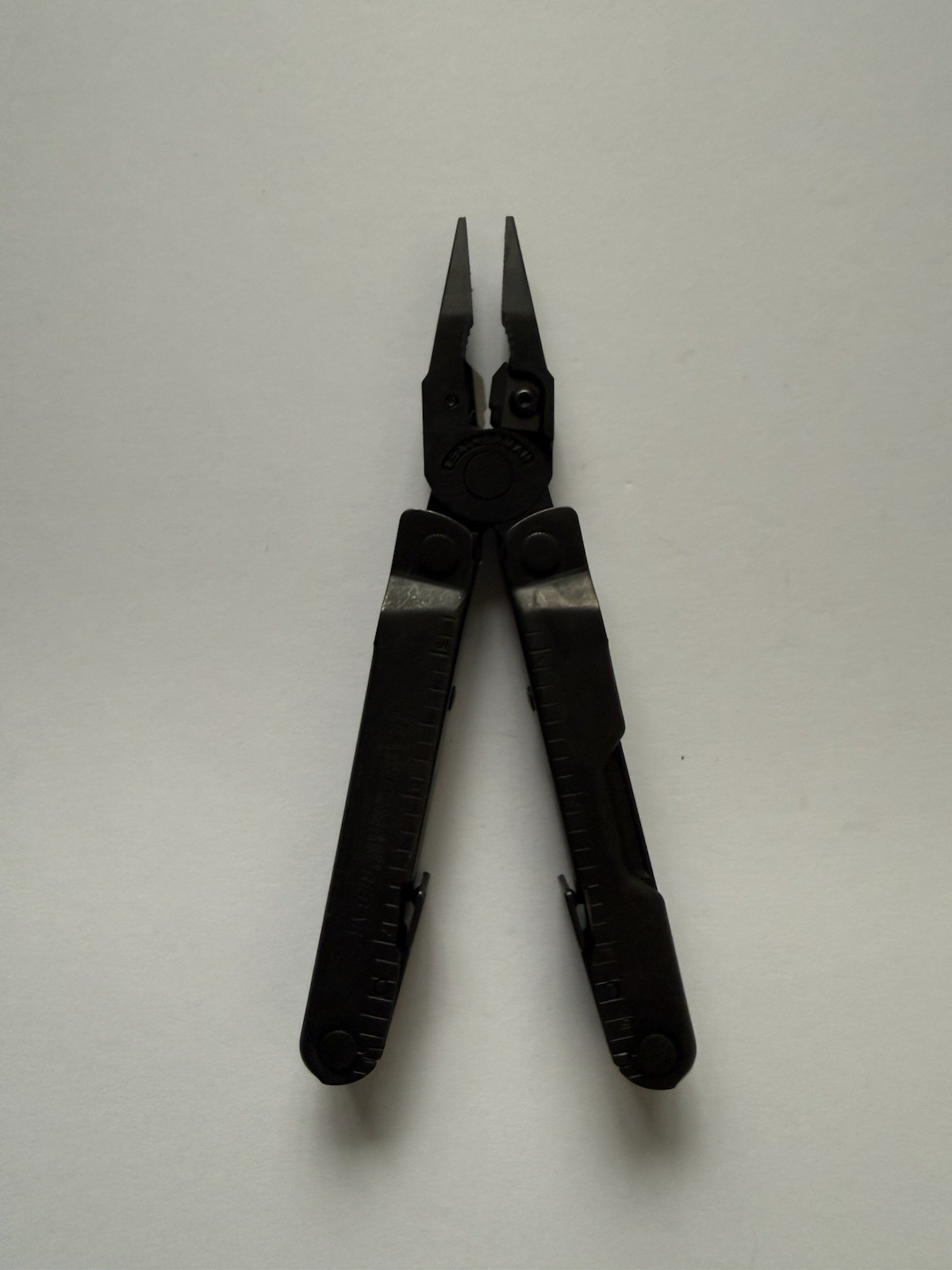 OEM Leatherman Rebar Black Oxide Multi-Tool Knife, Pliers – FREE SHIPPING