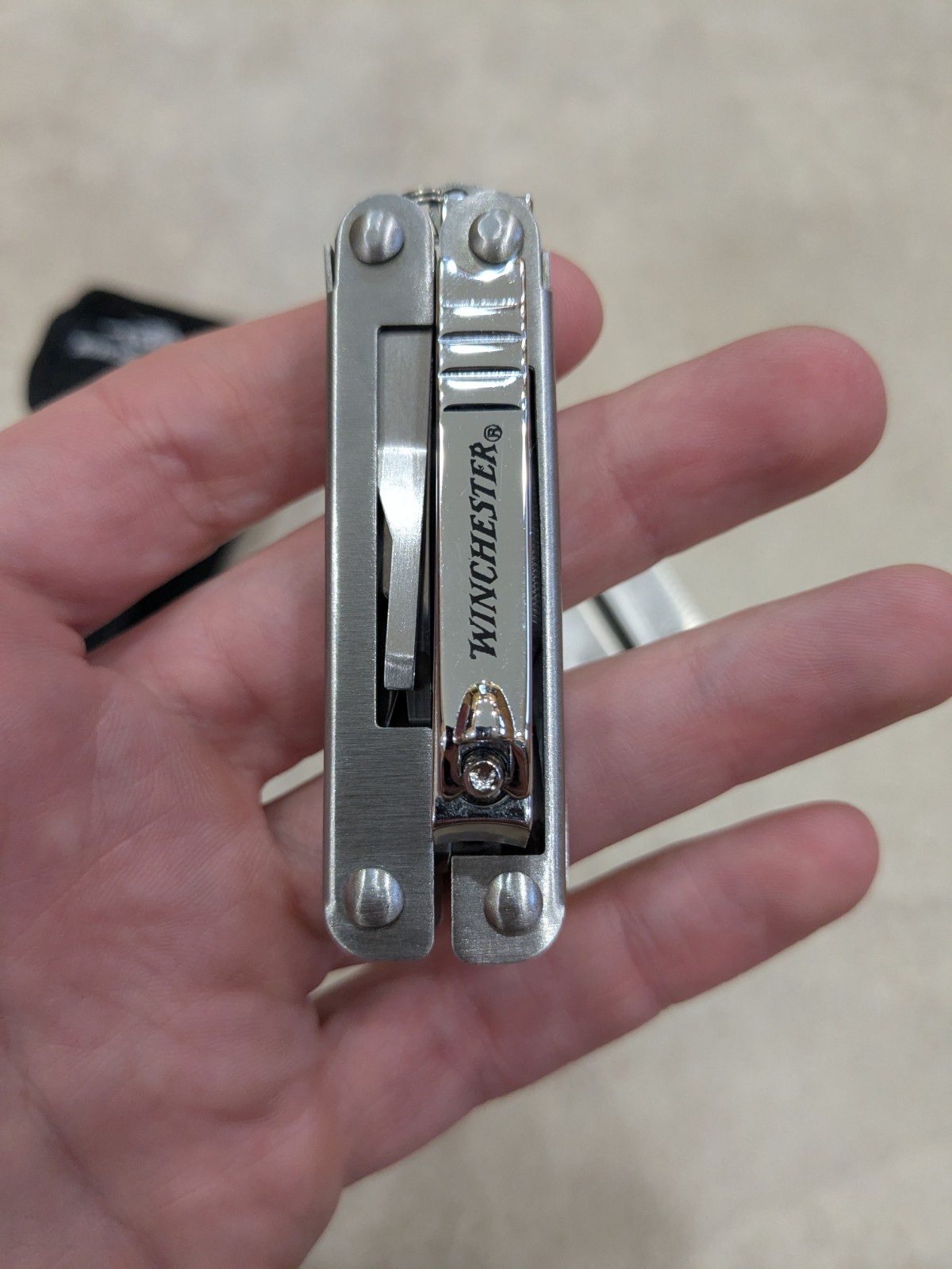 Winchester Multi-Tools Pocket Tools Pocket Knife Large & Small In Case !!! New!!