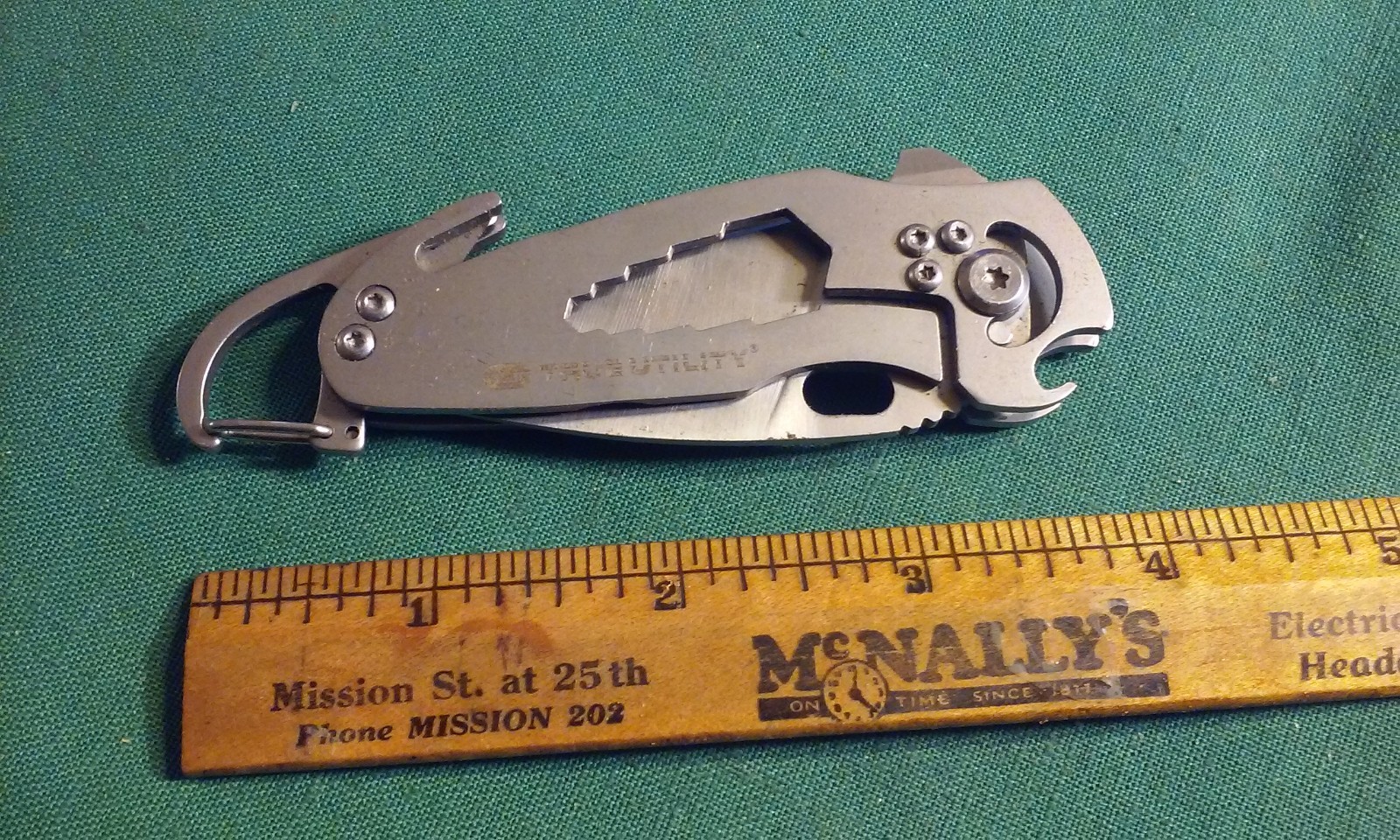 True Utility Smart Knife Folding Pocket Knife 7-in-1 Multi-Tool unused Blade