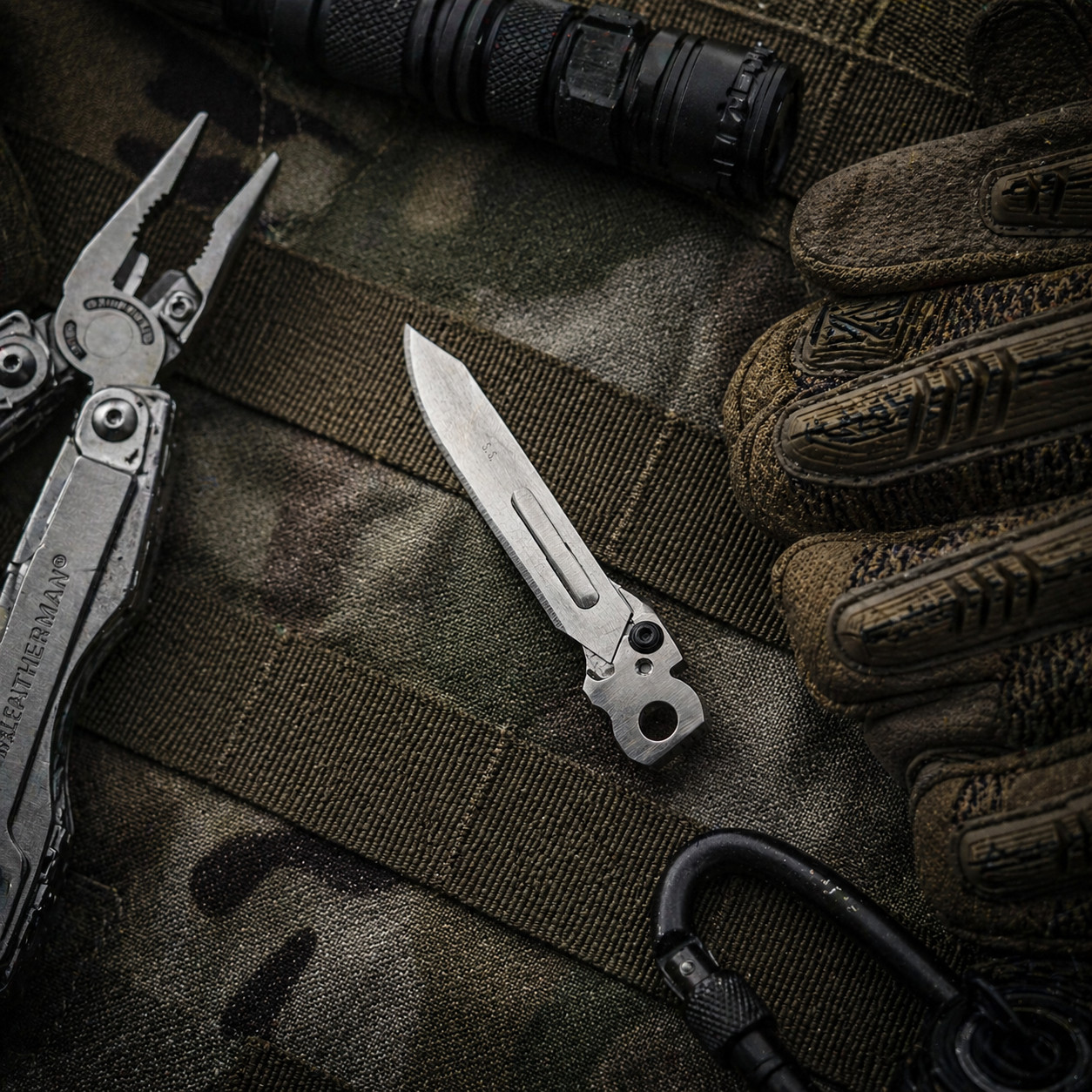 Scalpel Blade Holder Adapter for Leatherman WAVE ALPHA/CHARGE TTI/WAV Compatible