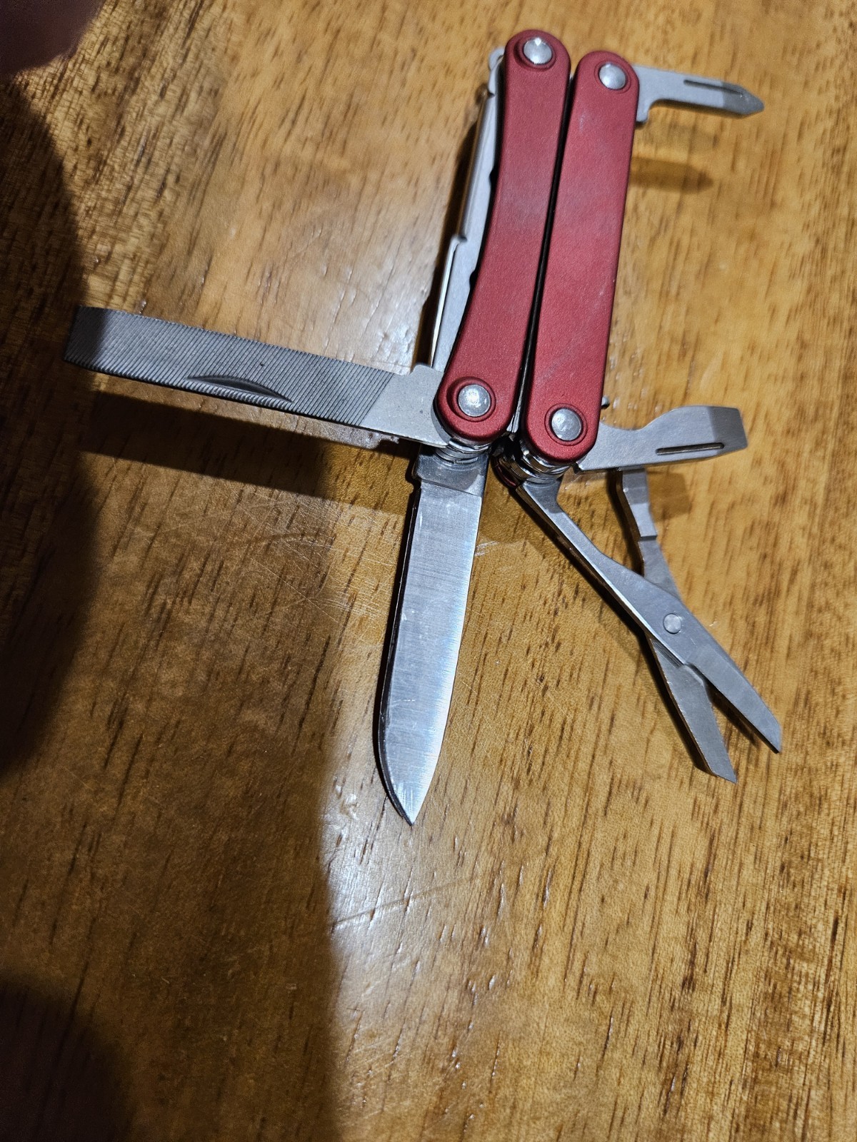 Leatherman Squirt PS4 Red Keychain Multi Tool Pliers Pocket Knife