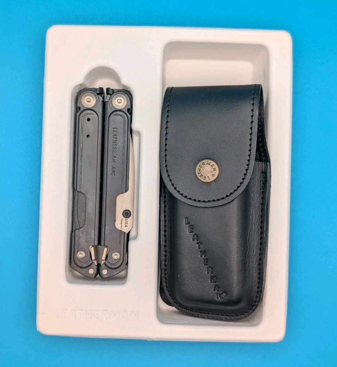 Leatherman Arc Obsidian Multitool. Limited Edition w/Leather Sheath. NEW IN BOX!