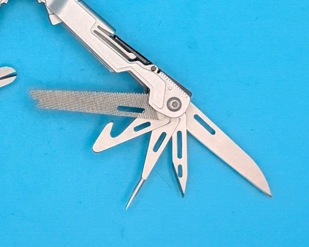SOG PowerPint Tool Compact Lightweight Silver Multi-Tool!