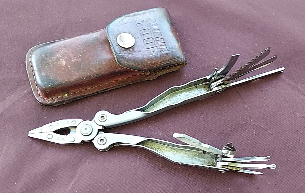 Schrade USA Tough Tool ST1 Multi-Tool Pliers Knife w Leather Sheath Nice!