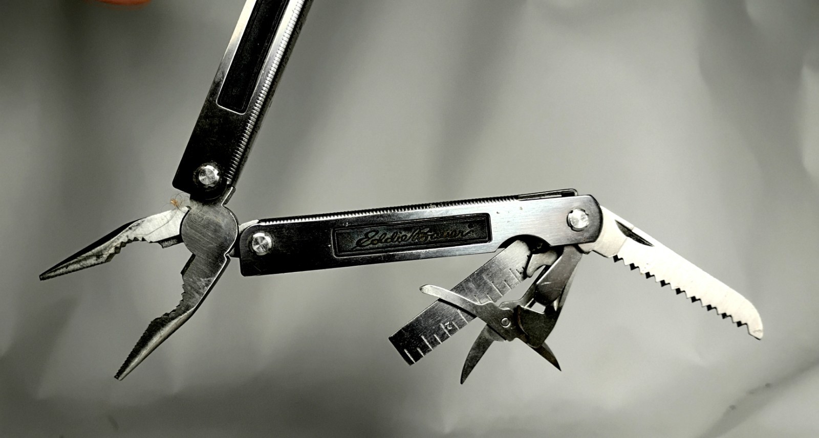 Eddie Bauer Multi-Tool – Stainless – Lock Lever – Very Good Condition