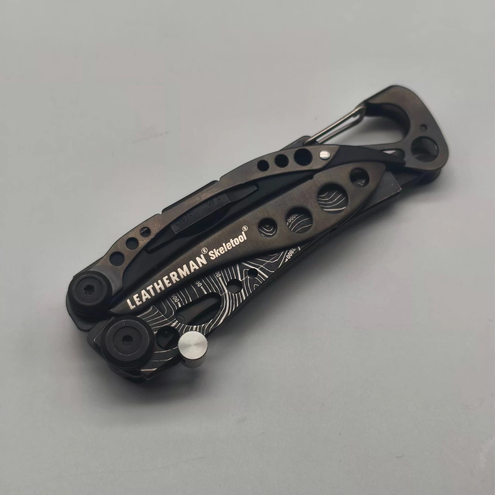 Aluminum Thumb Stud for Leatherman Skeletool 10mm Blade Opening Stud