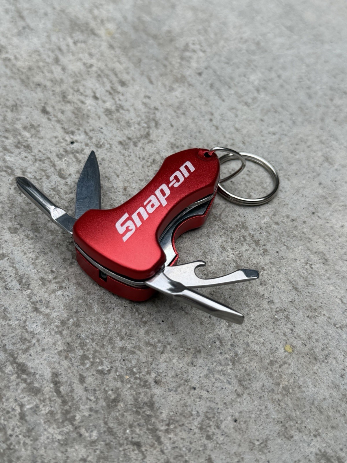 Snap On Tools Multi-tool 5-in-1 Pocket Utility Screw Driver Flashlight Bottle