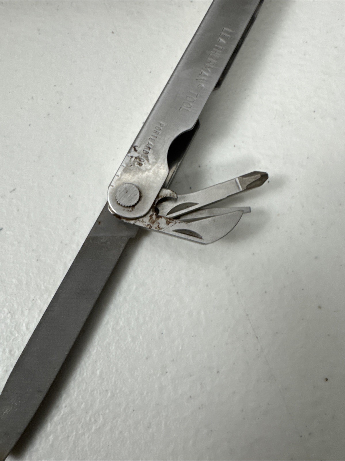 Leatherman Multi-Tool Portland OR TM 1325473 Vintage Pre 1992 & Leather Sheath