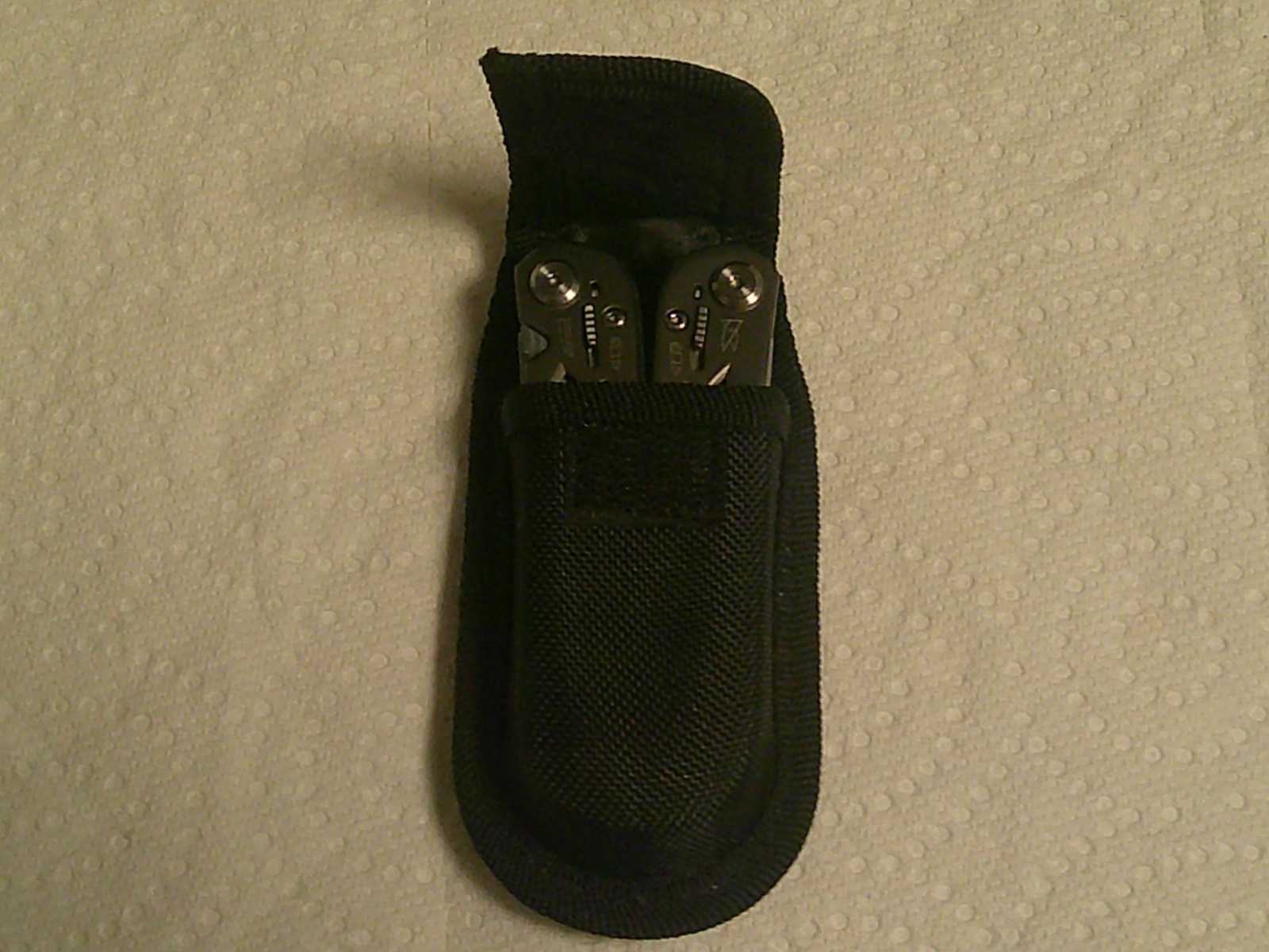 gerber suspension multi tool with sheath very nice condition see pics