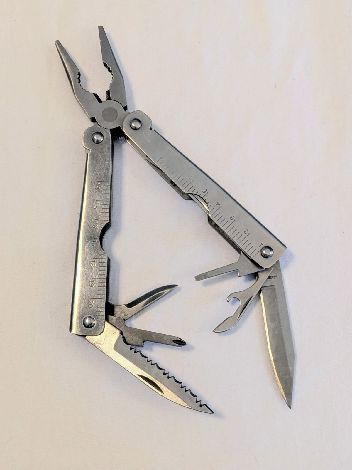 Winchester Steel Multi Tool Ruler Pliers Inches Centimeters Knife Screwdriver