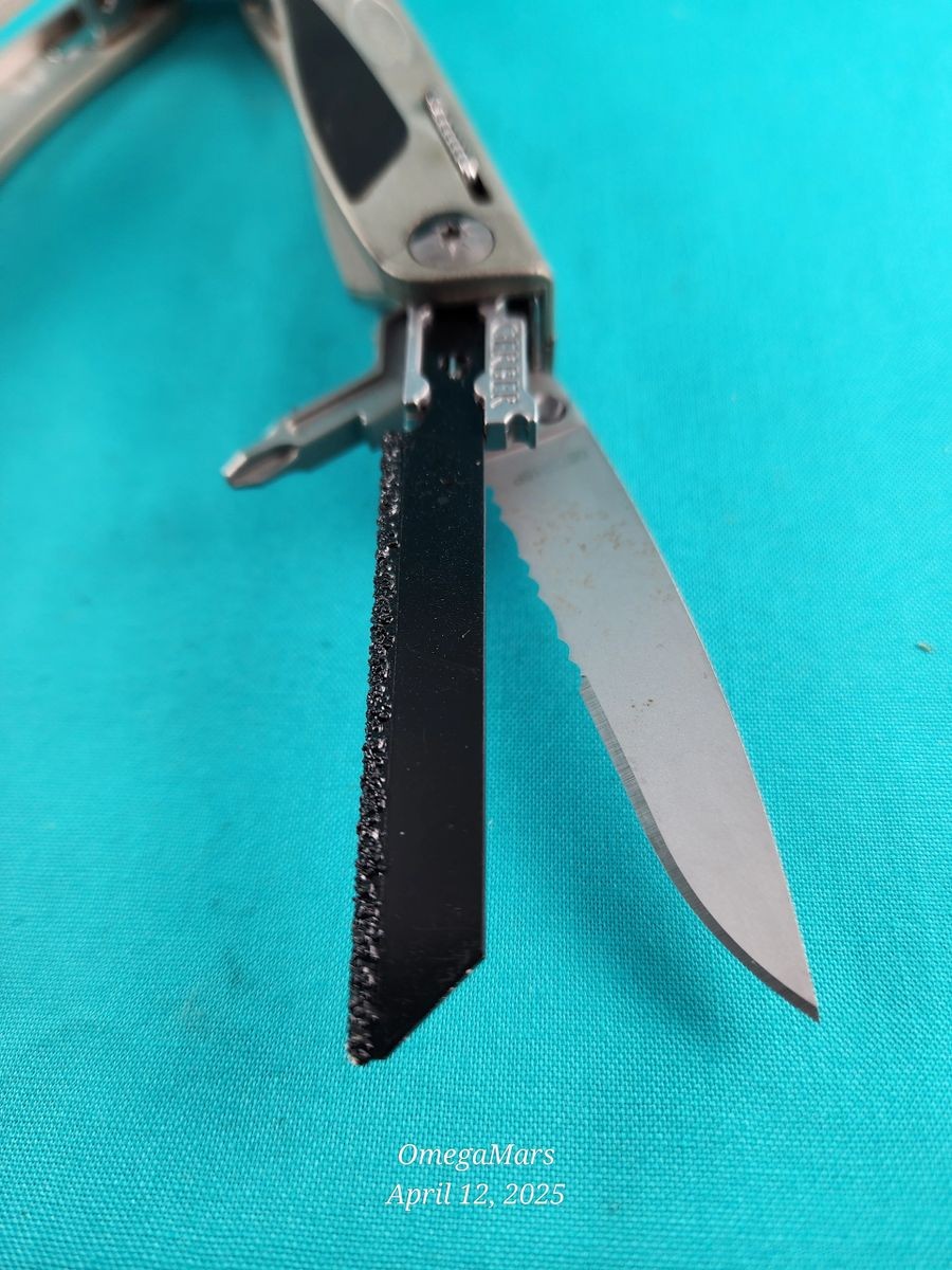 Gerber Multi-Plier 800 Legend #L6 w/Sheath looks/feels new