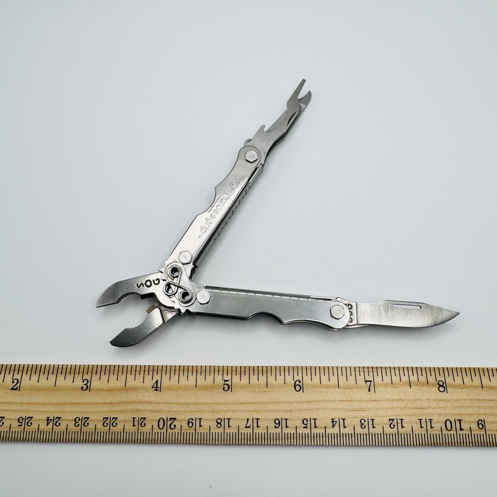 NOS SOG Crossgrip CG55-Compact-Multi-Tool-Discontinued-Pliers-Knife-File-Ruler