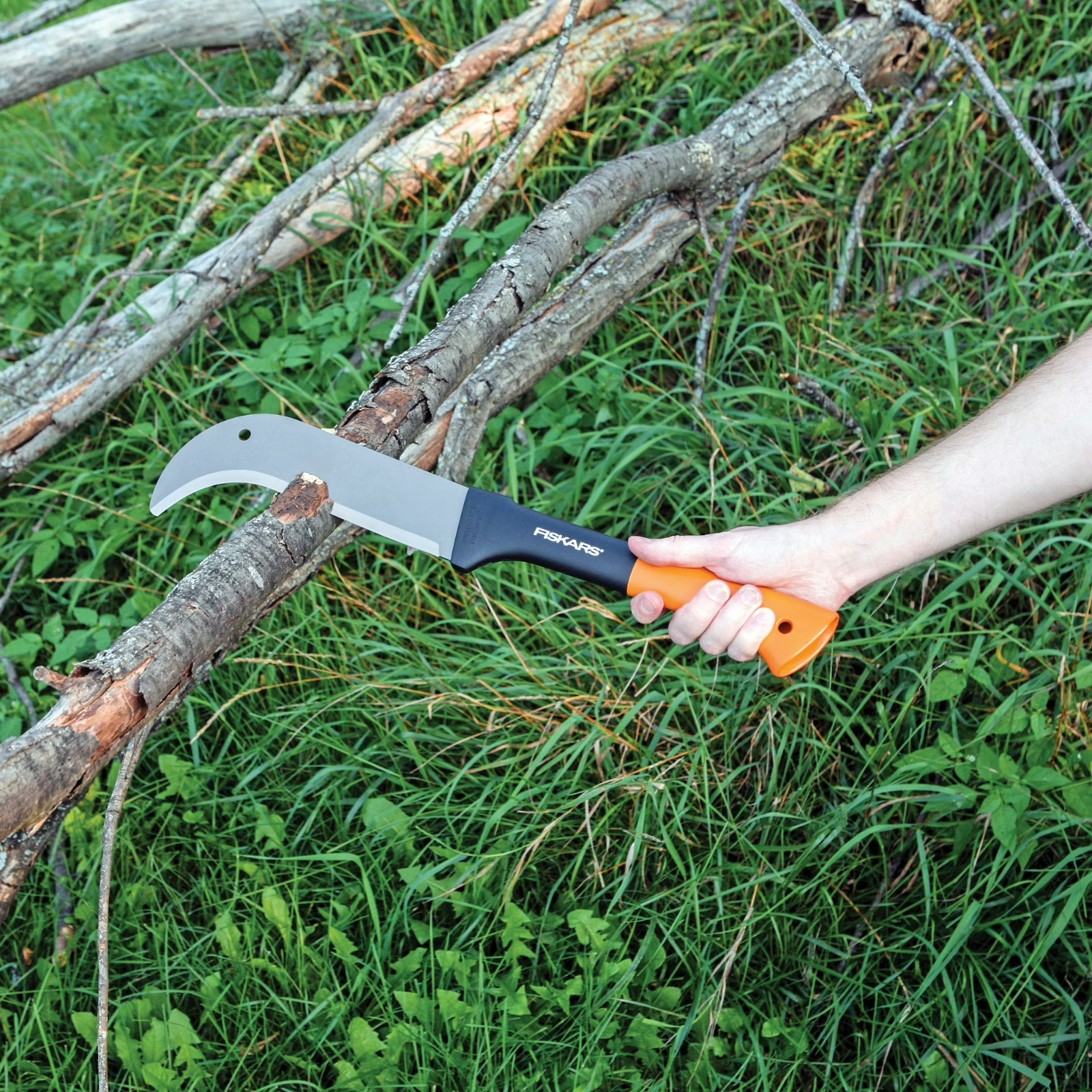 Fiskars Curved Blade 9In Brush Axe, Black and Orange, 1 Piece