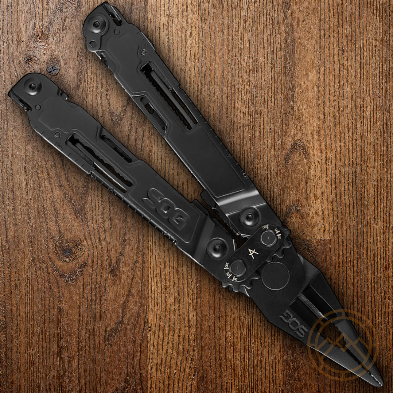 SOG Poweraccess Multi Tool Black Pliers Screwdrivers Wire Cutter / Crimper Awl