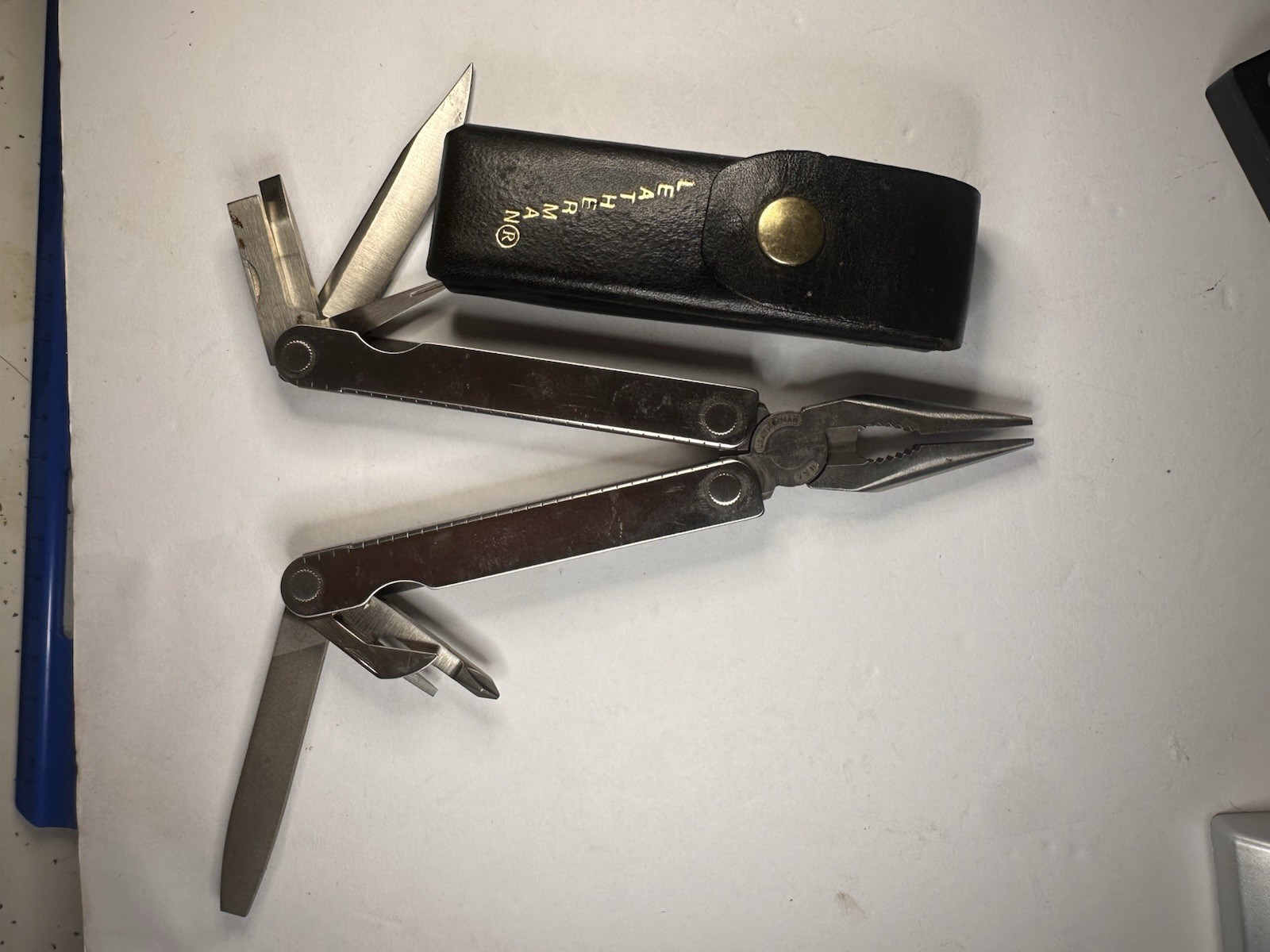 Vintage Leatherman PST Pocket Survival Tool Multi Tool USA w/ Sheath