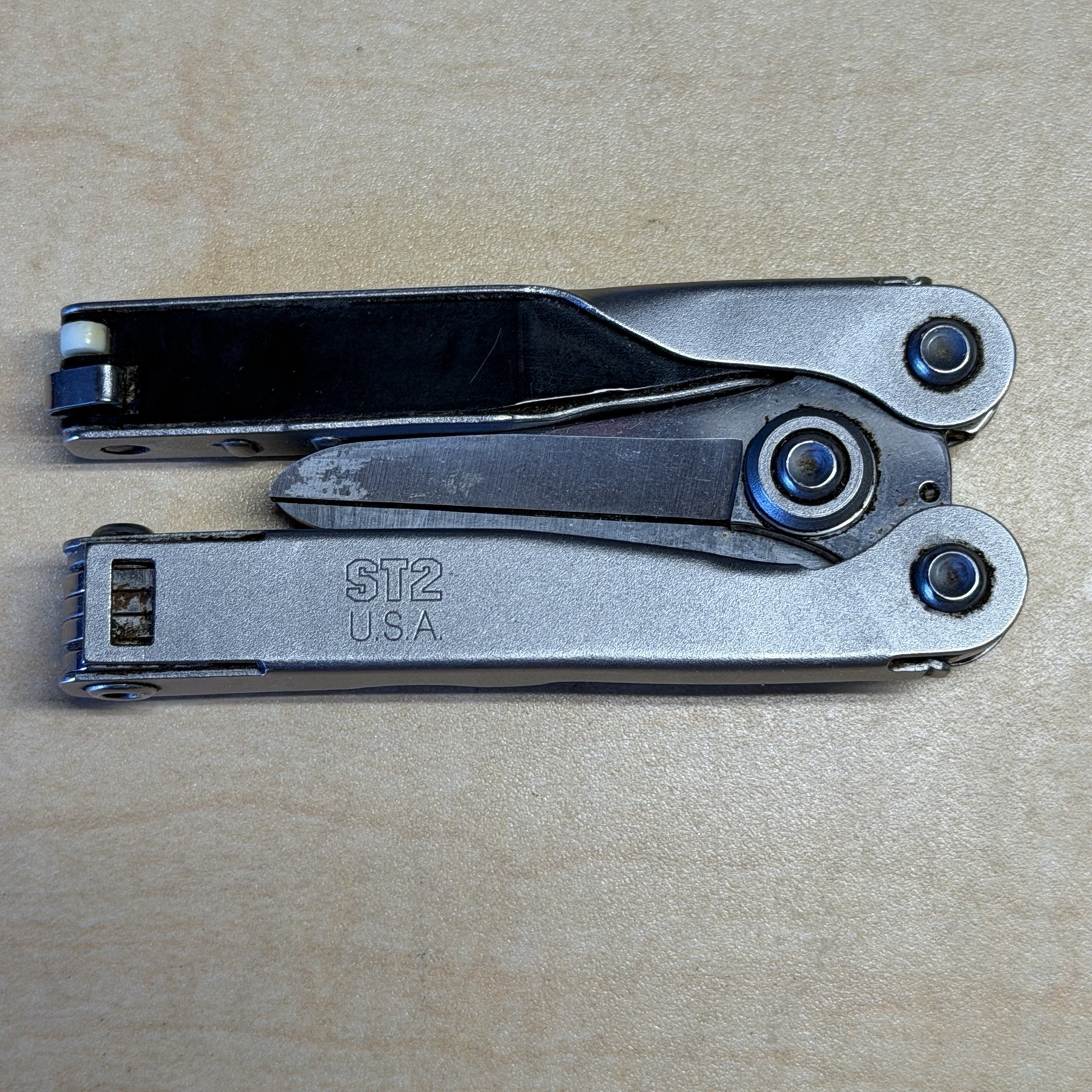 Schrade Tough Chip Compact Multi-Tool USA ST2 Vintage Complete