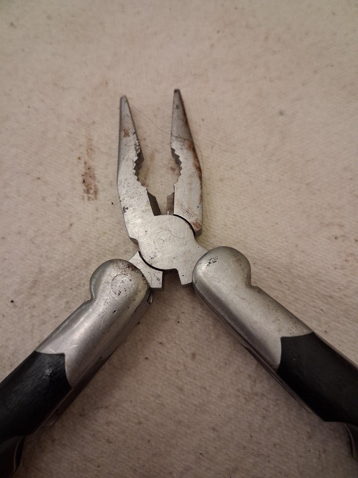 Multi Pocket Tool. Knife, Saw, Slot Tip, Phillips, Can Opener, Measure, Cut,…