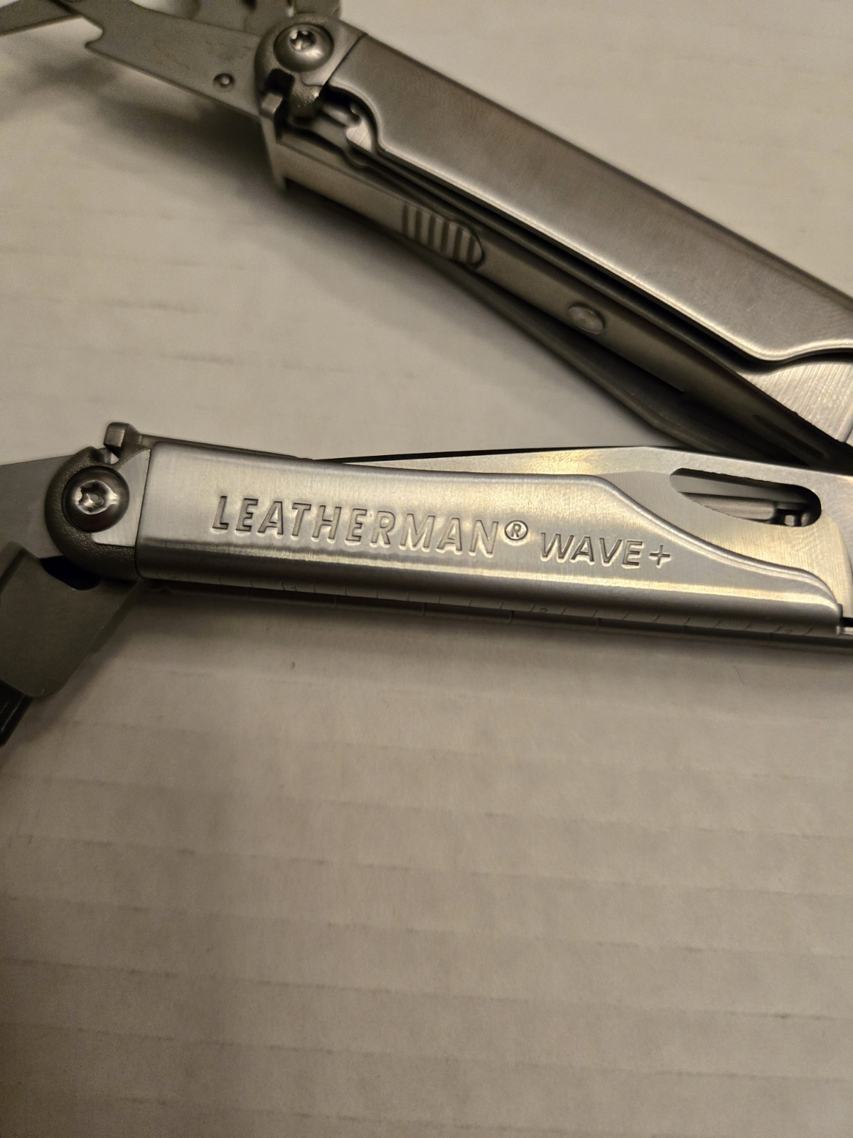 Leatherman Wave+ Plus Multi-Tool Pliers Saw Knife. W/Sheath