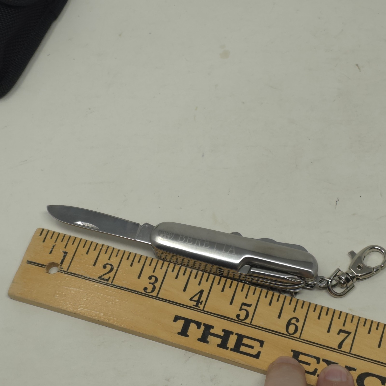 Beretta Multi-Tool Pocket Tool with LED JK81OAO2 W/Belt Sheath *READ*