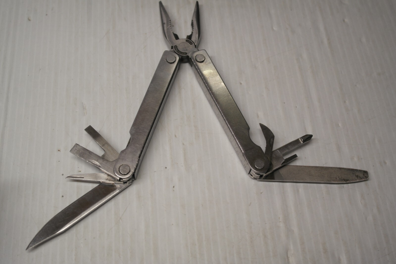 VTG Original Leatherman Multi-Tool Portland Oregon 1325473 W/Sheath USA 4”