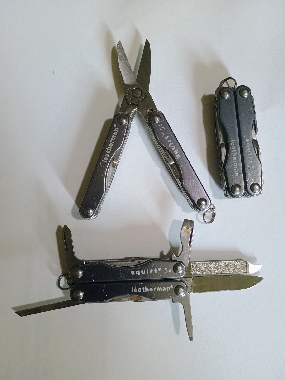 Leatherman Squirt S4 Multi-Tool. Gray. Used