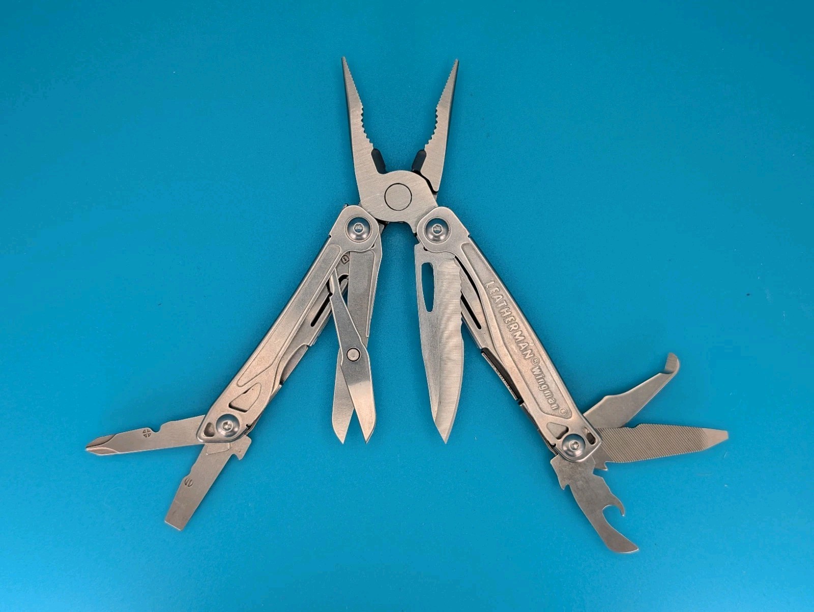LEATHERMAN WINGMAN MULTI-TOOL! FAST SHIPPING!