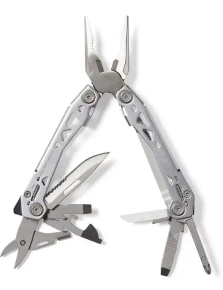Gerber Suspension NXT 15-in-1 Multi-Tool with Pocket Clip in Excellent Condition