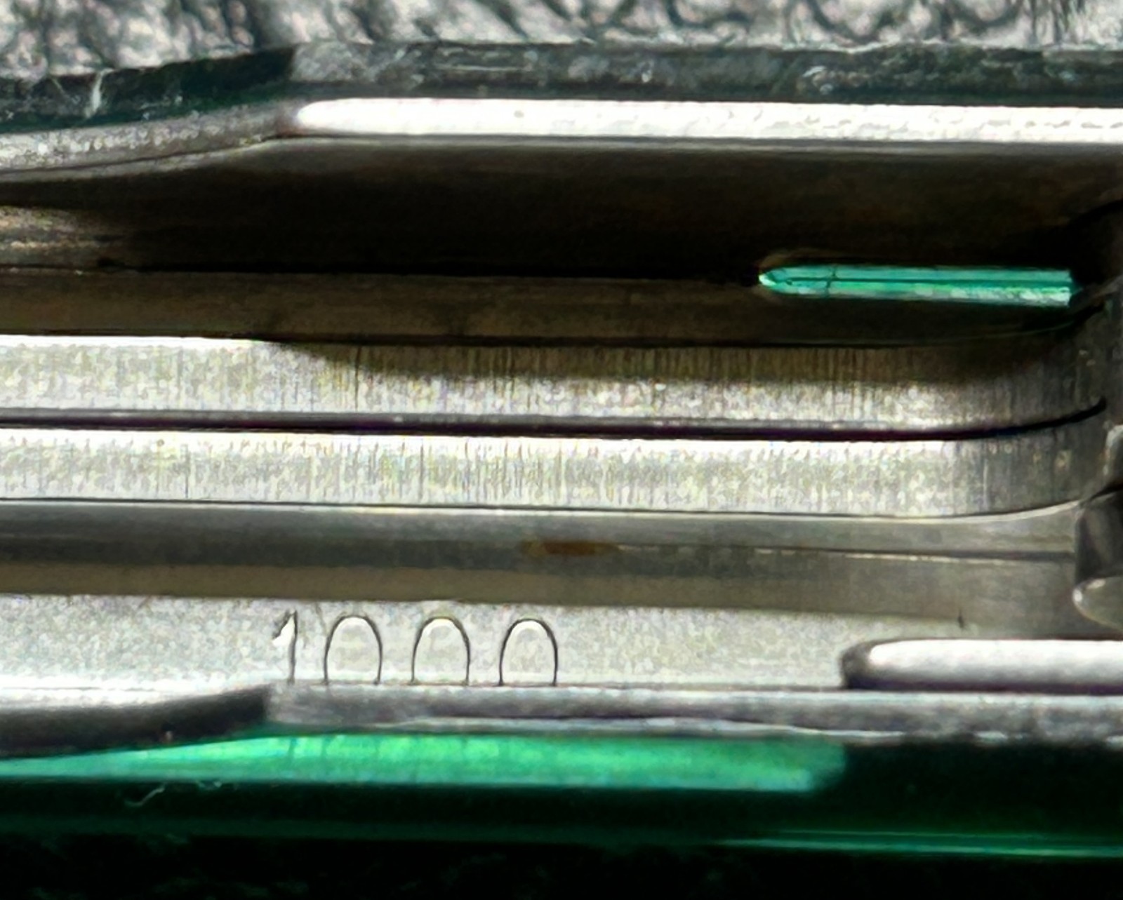 Leatherman MICRA Multi-Tool – Polycarbonate Green – 10/00 – 06/01