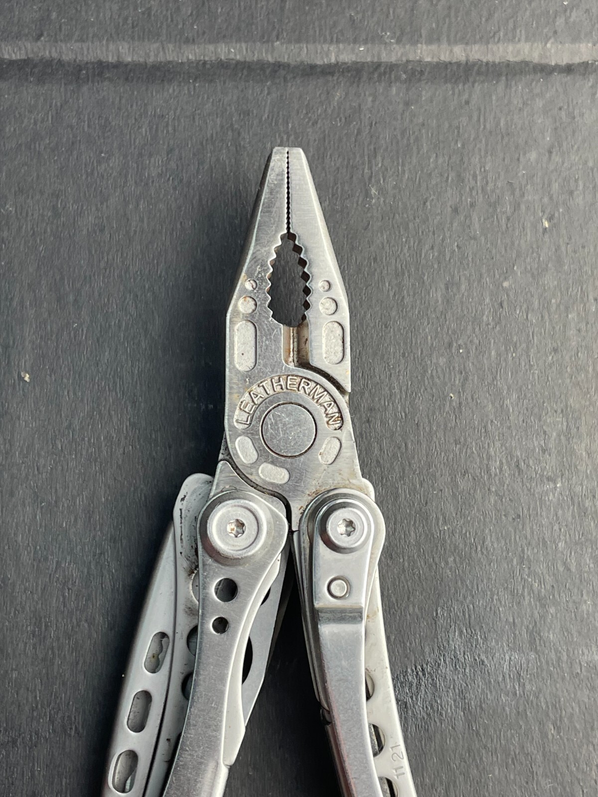 Leatherman Skeletool Multi-Tool Pliers Combo Knife Bit Driver – Multiple Availab