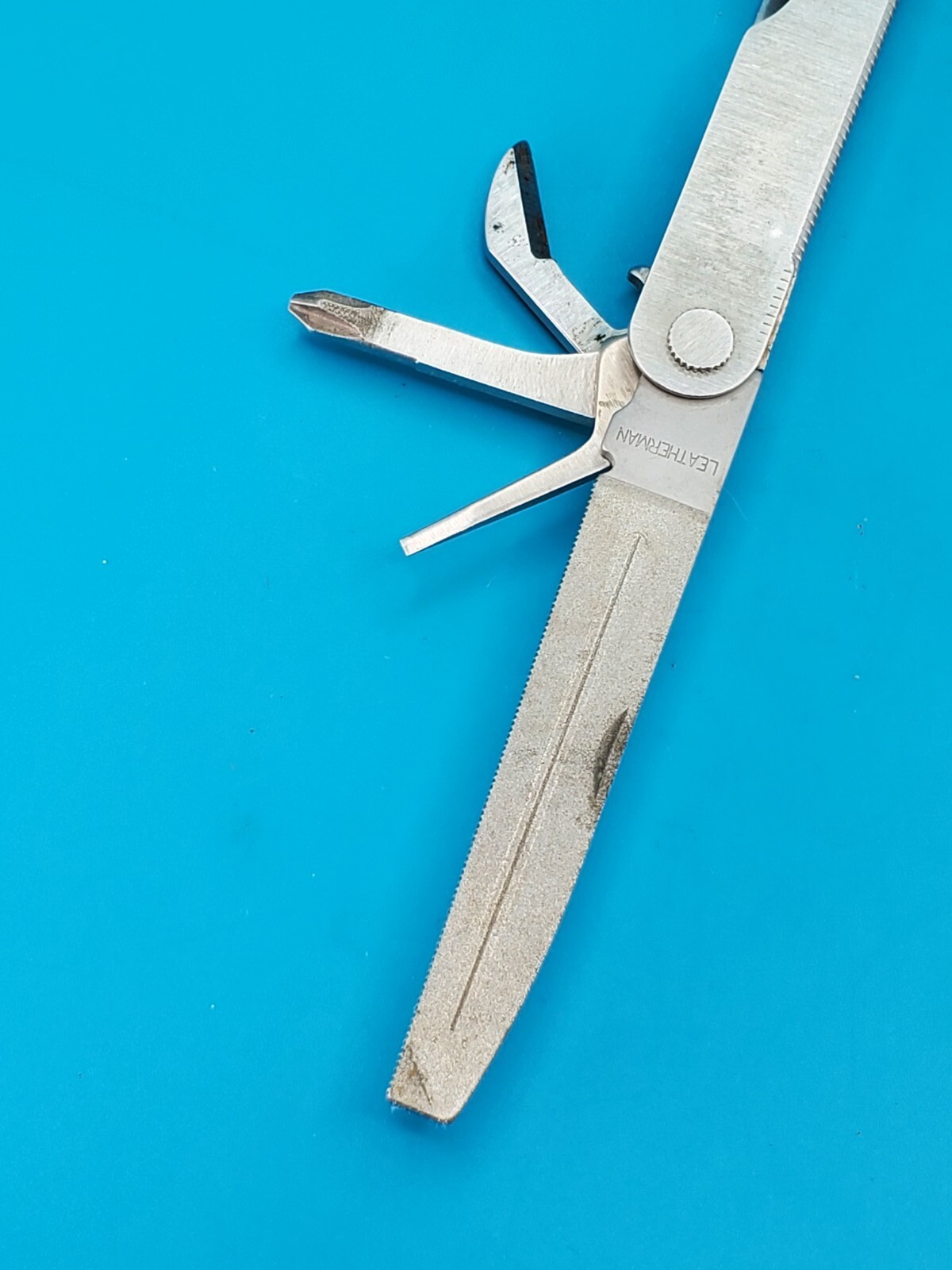 Leatherman PST 2 Multi Tool! 05/01 date stamp! Fast Shipping!