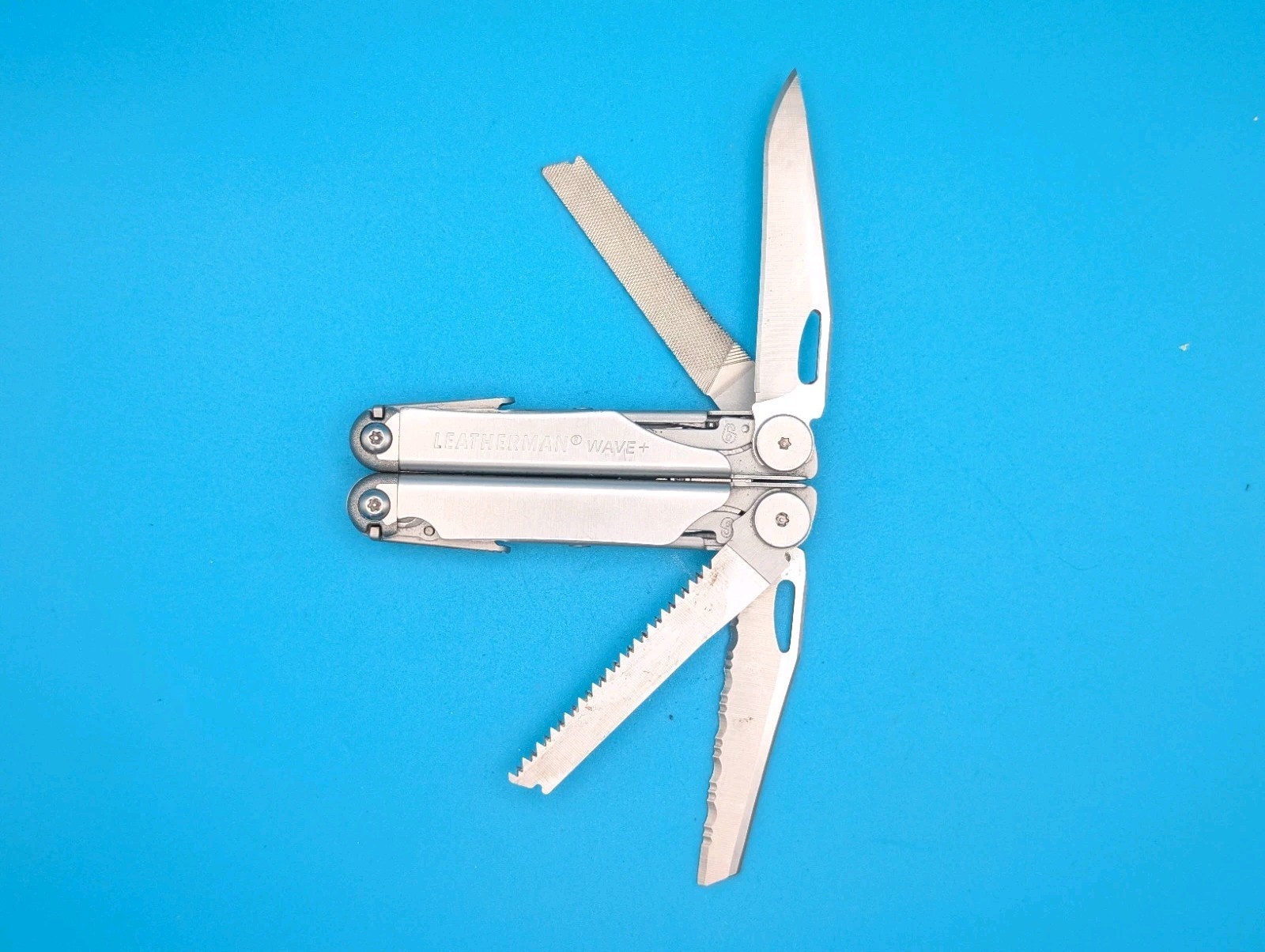 Leatherman Wave Plus + Multi-Tool! FAST SHIPPING! EXCELLENT