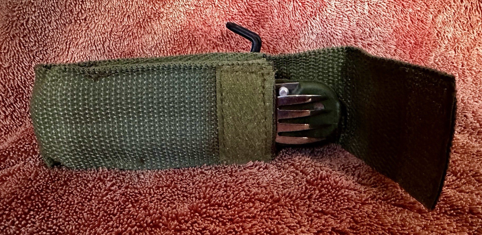 Outdoor 6 in 1 Camping Utensil Multi-Tool with Carrying Case