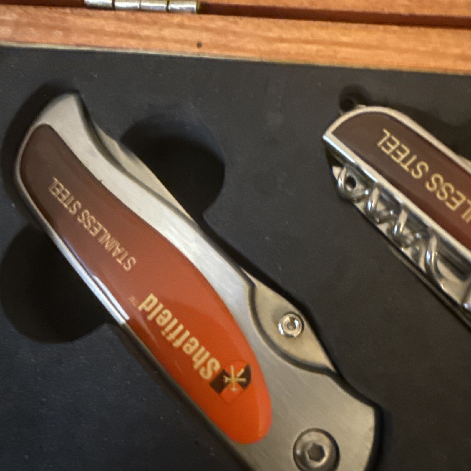 Sheffield 3 Piece Multi Tools Wood Box 3 Pocket Folding Knives and a Flashlight