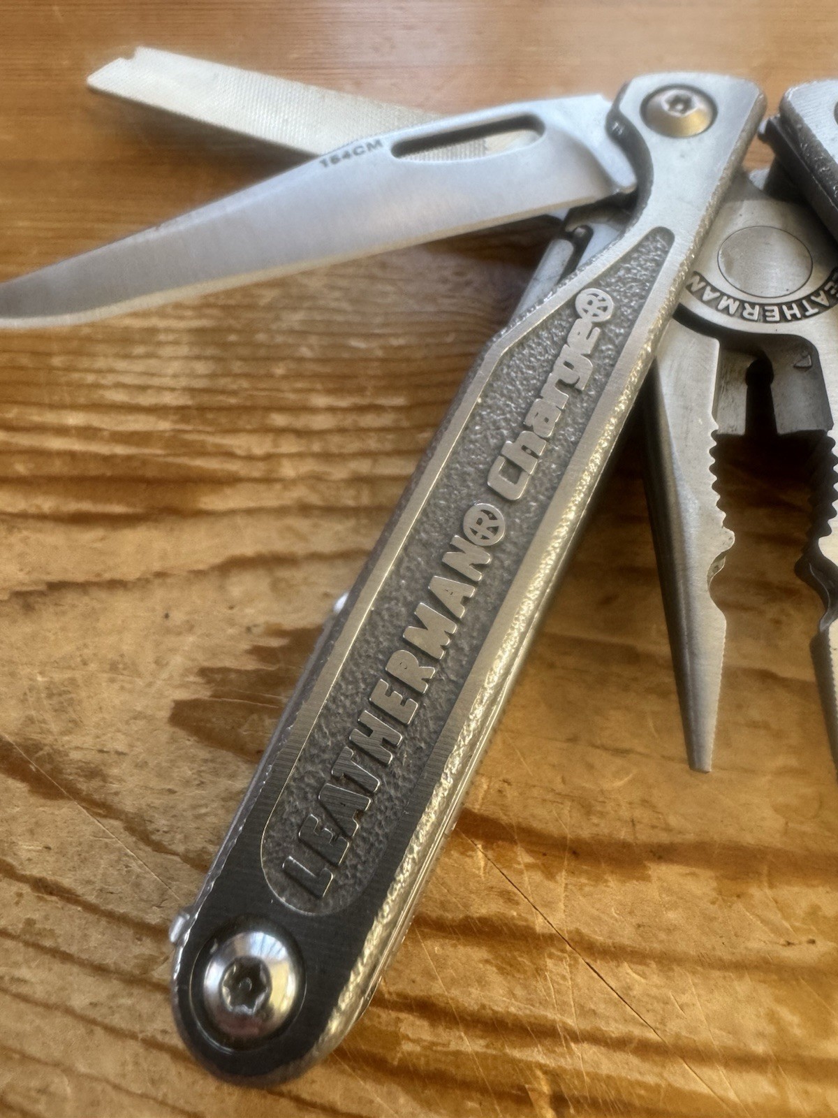 Leatherman Charge XTI S30V Blade Multi-Tool Blasting Cap Crimper Belt Cutter