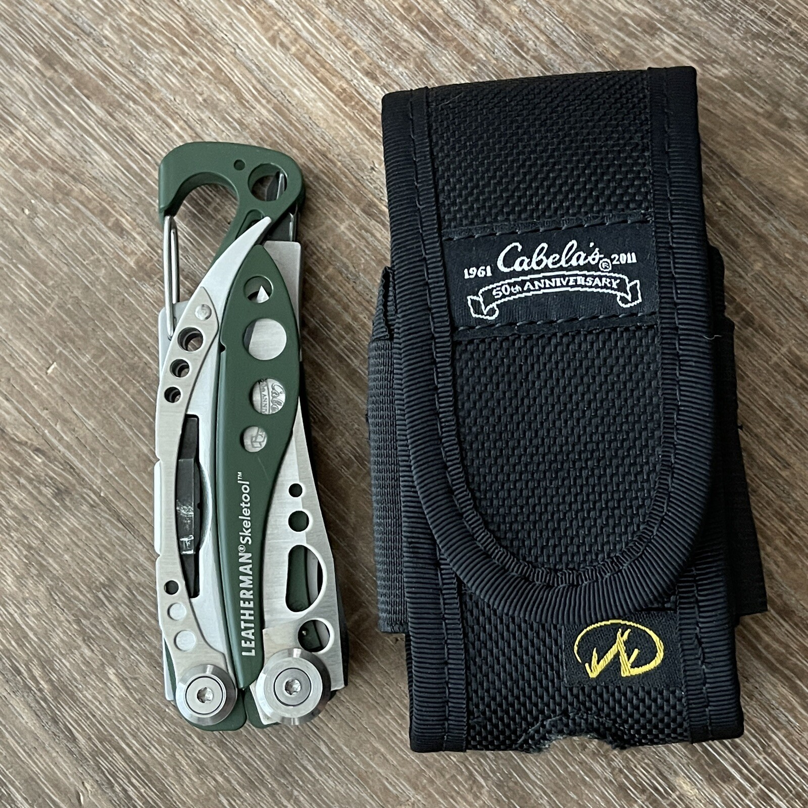 Limited edition Leatherman Skeletool Cabelas Anniversary Multitool. Green/Silver