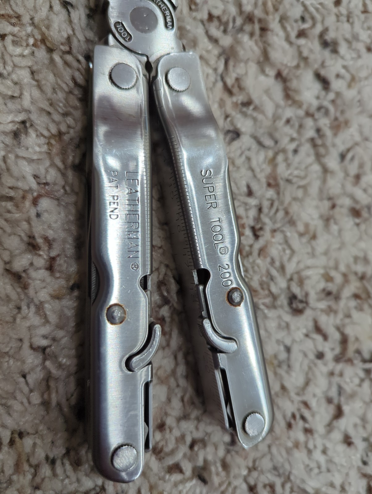 Leatherman SUPER TOOL 200 Multi-Tool – Used, Stainless, Good Condition