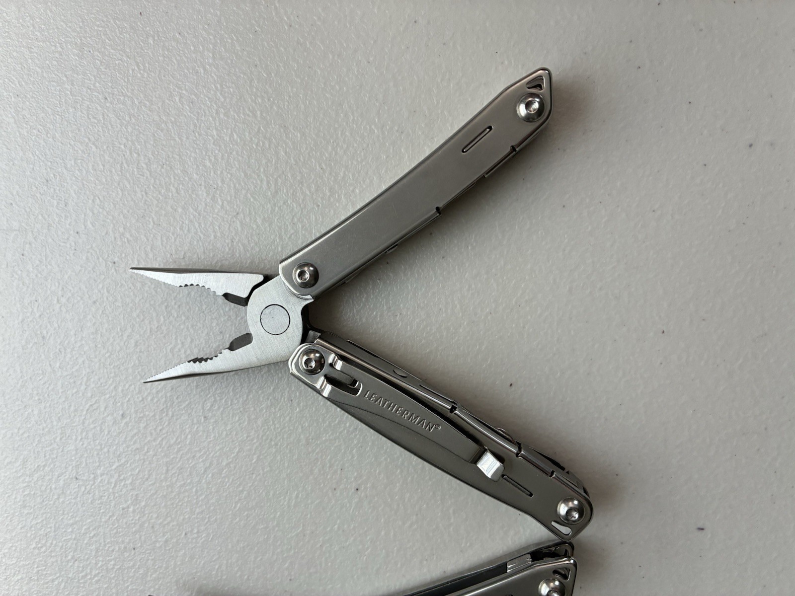 LEATHERMAN Wingman 14 in 1 Multitool (2 Multitools) SEE DESCRIPTION
