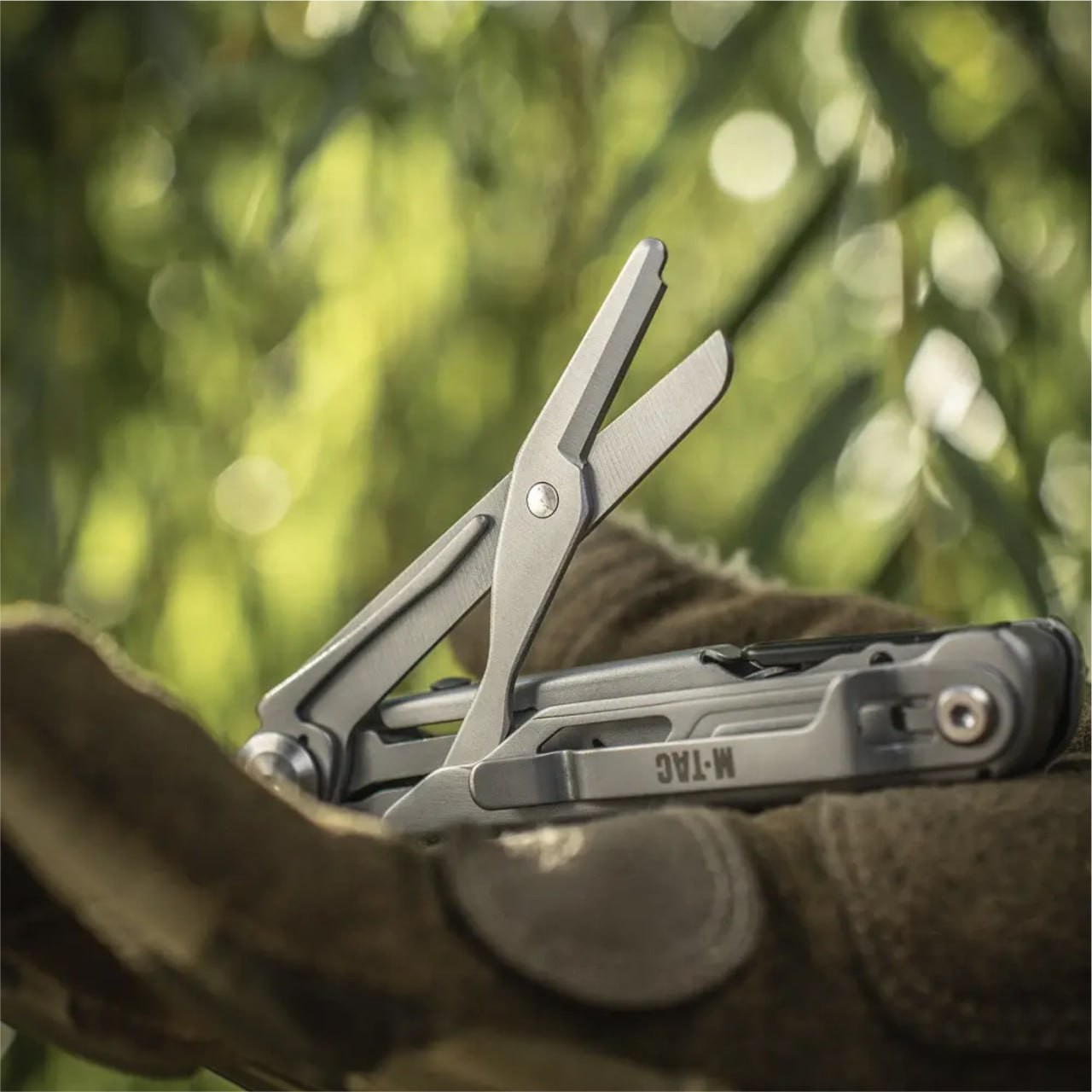 Folding Multitool Knife 5-in-1 EDC Glass Breaker Pocket Tool