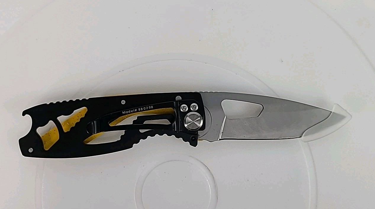 LOT 3 Piece Set CAT 13-in-1 Multi-Tool and Pocket Knife and Razor Knife NWOB