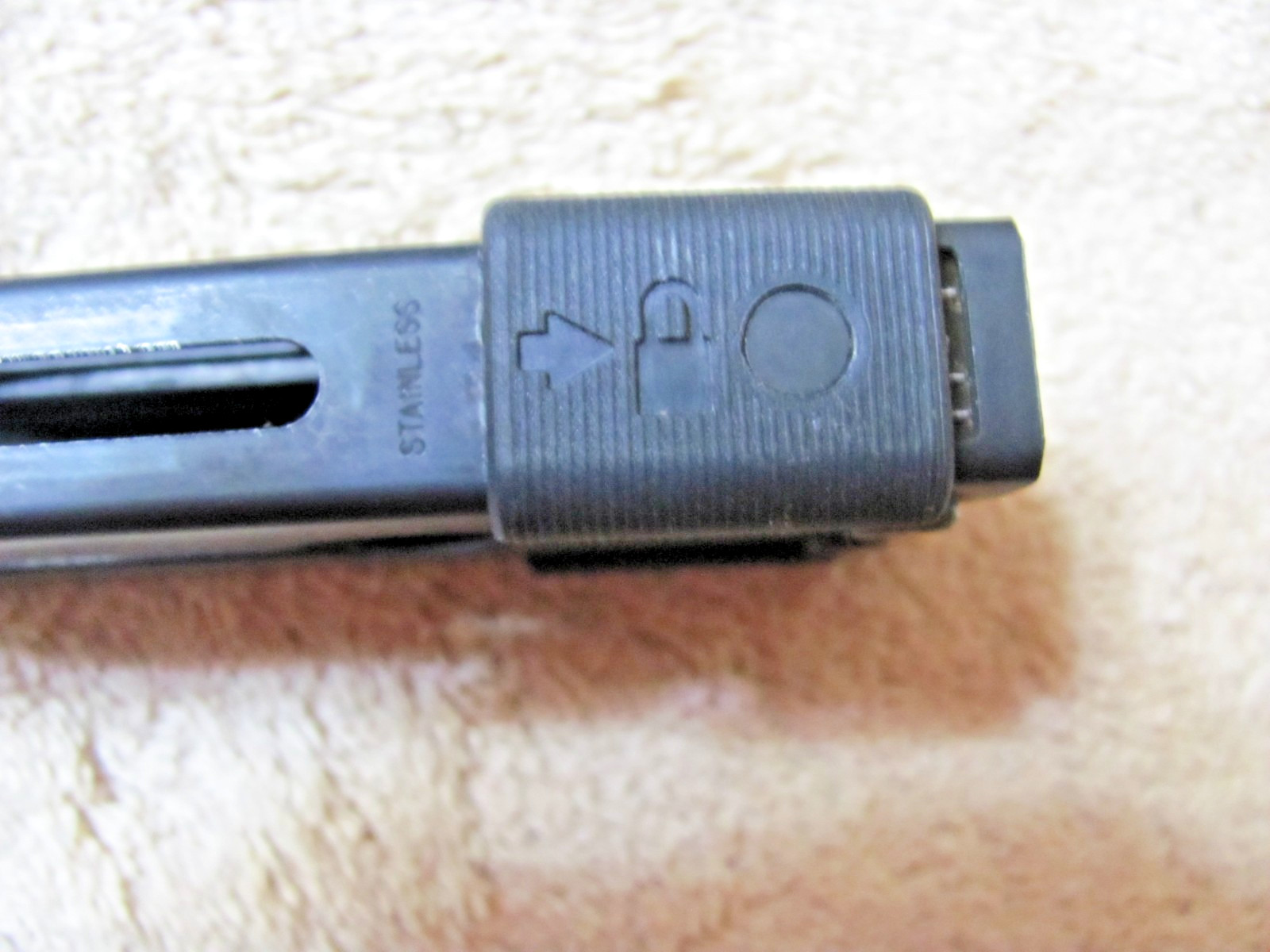 GERBER MULTI- PLIER POCKET TOOL, NEEDLE NOSE, TOOL LOCK, NEW, BLACK, 8 TOOLS, 1