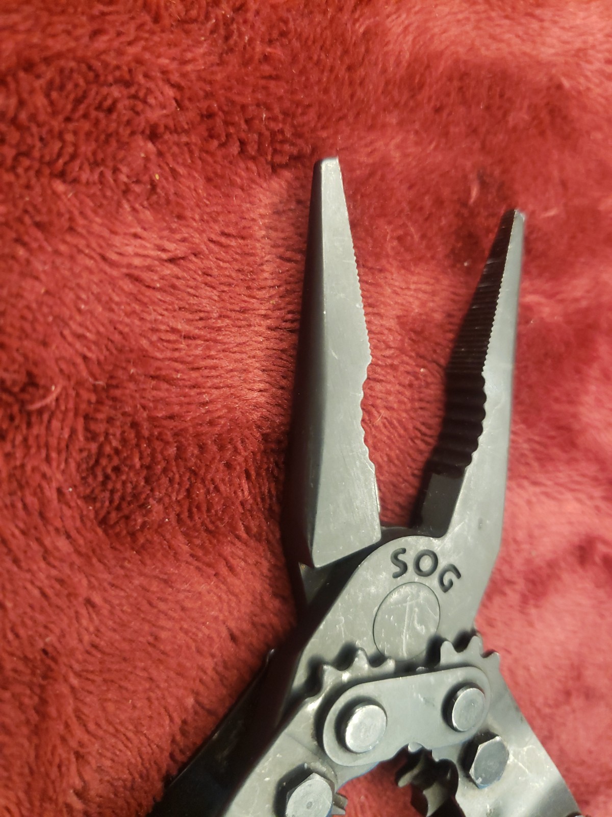 SOG PowerLock Multi tool Stainless