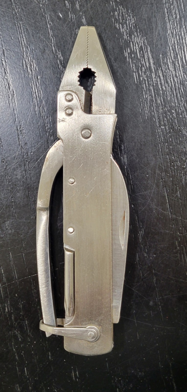 Multi-Tool, 6-Function Survival Tool Stainless Steel