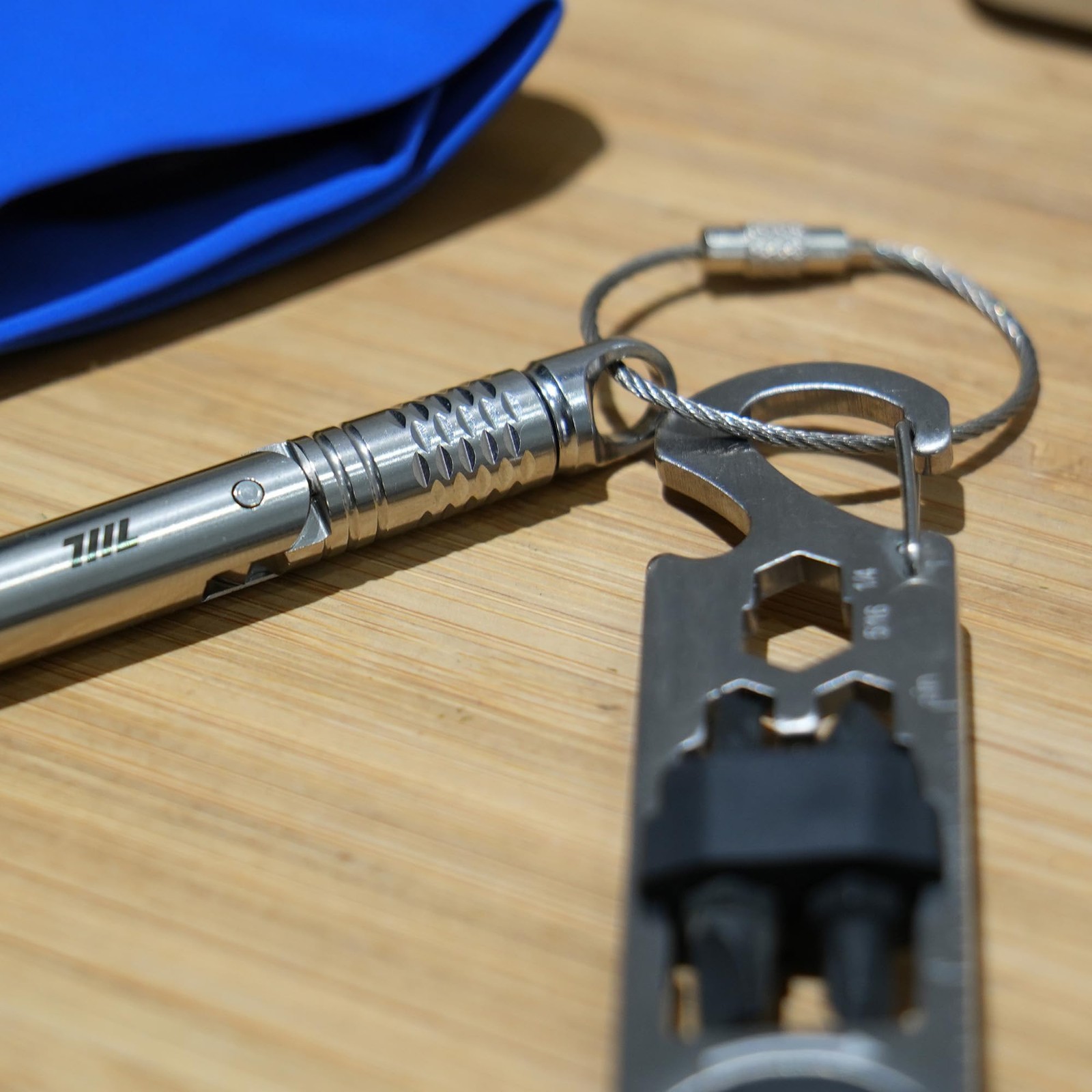 Keyring Loop DUO – Keyring Attachment for 1/4″ Hex & 4mm Hex Bit Socket Tools…