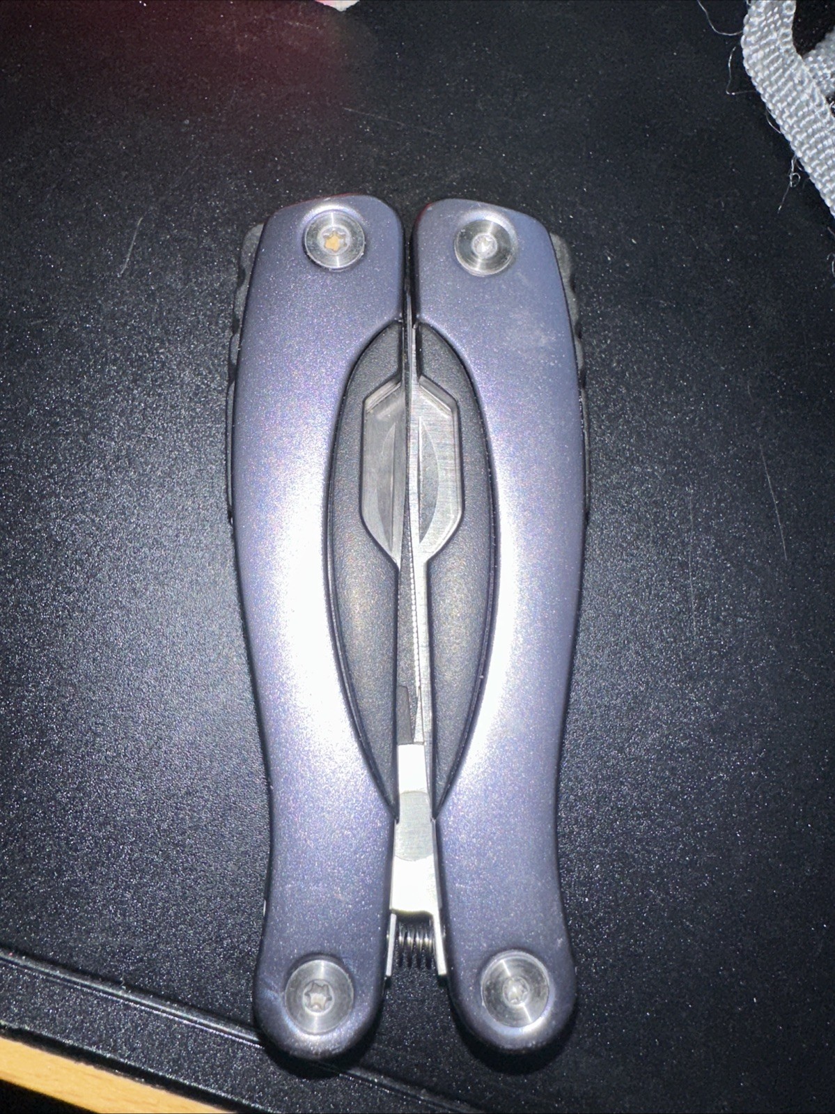 Schwarzwolf Outdoor ARMADOR Multitool 15 Tools with Carry Case for Belt