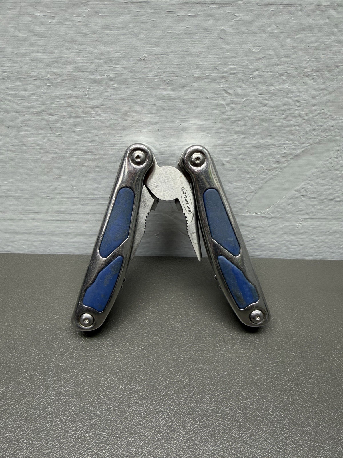 Sheffield 17-N-1 Precision Multi Tool Bonus Nylon Belt Pouch Stainless Steel