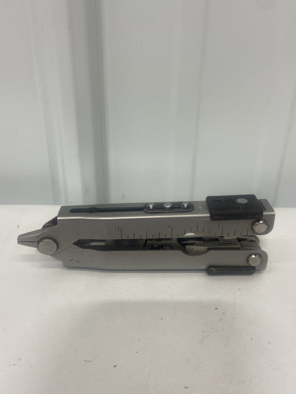 Gerber MP600 Stainless Steel Multi-Tool Needle Nose Pliers Excellent!