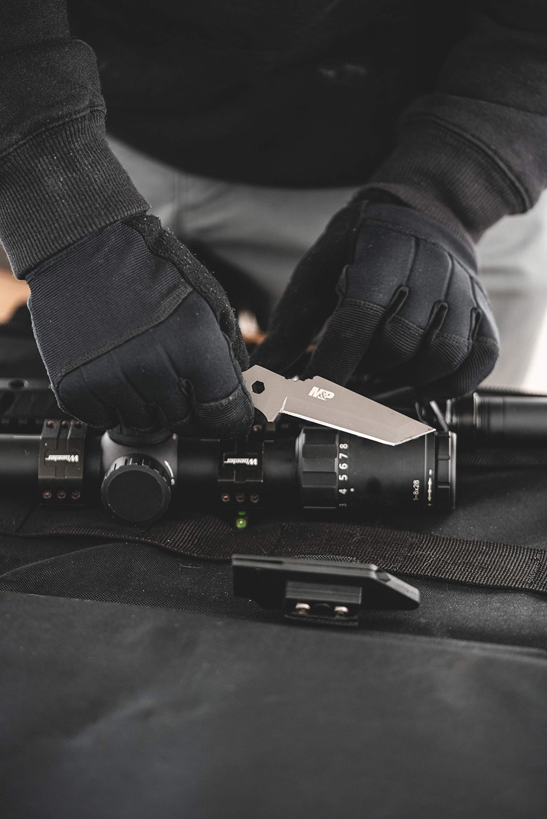 Smith & Wesson M&P Handguard Mountable 6 Tool Multi-Tool with 8in Tanto, Hex
